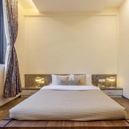Stayvista'S Firefly Mountain Retreat - Villa With Private Pool, Gazebo & Terrace Карджат Екстер'єр фото