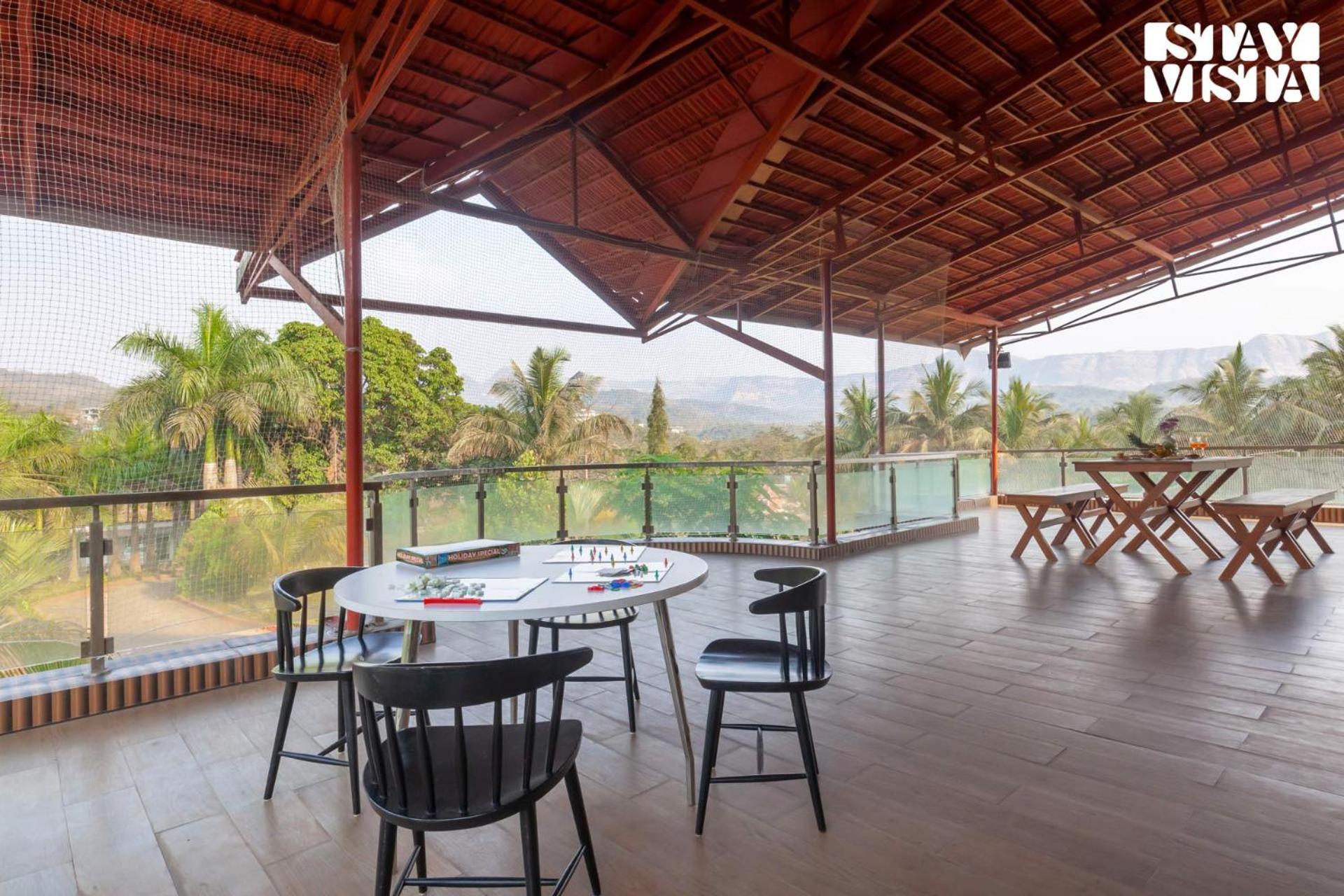 Stayvista'S Firefly Mountain Retreat - Villa With Private Pool, Gazebo & Terrace Карджат Екстер'єр фото