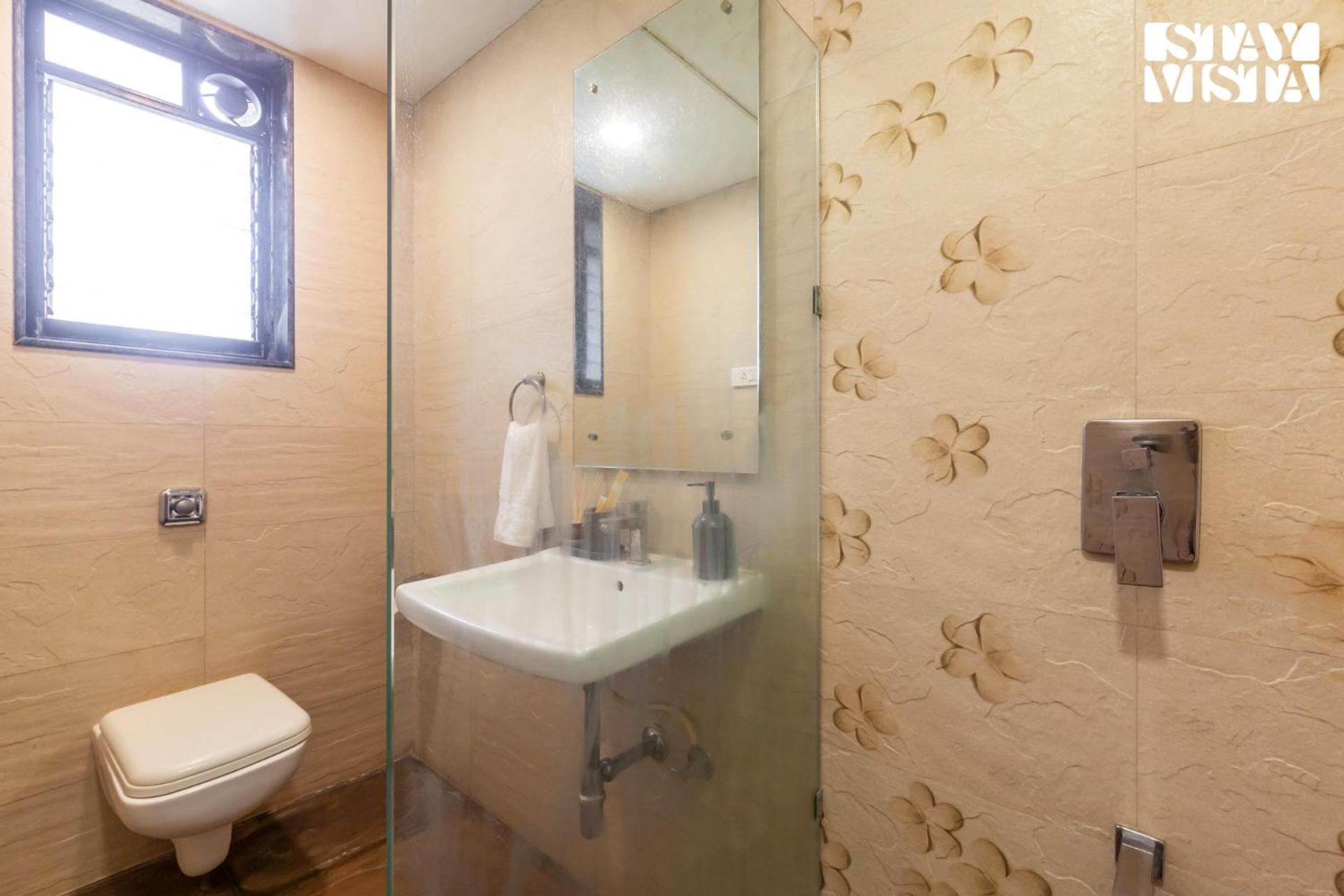 Stayvista'S Firefly Mountain Retreat - Villa With Private Pool, Gazebo & Terrace Карджат Екстер'єр фото